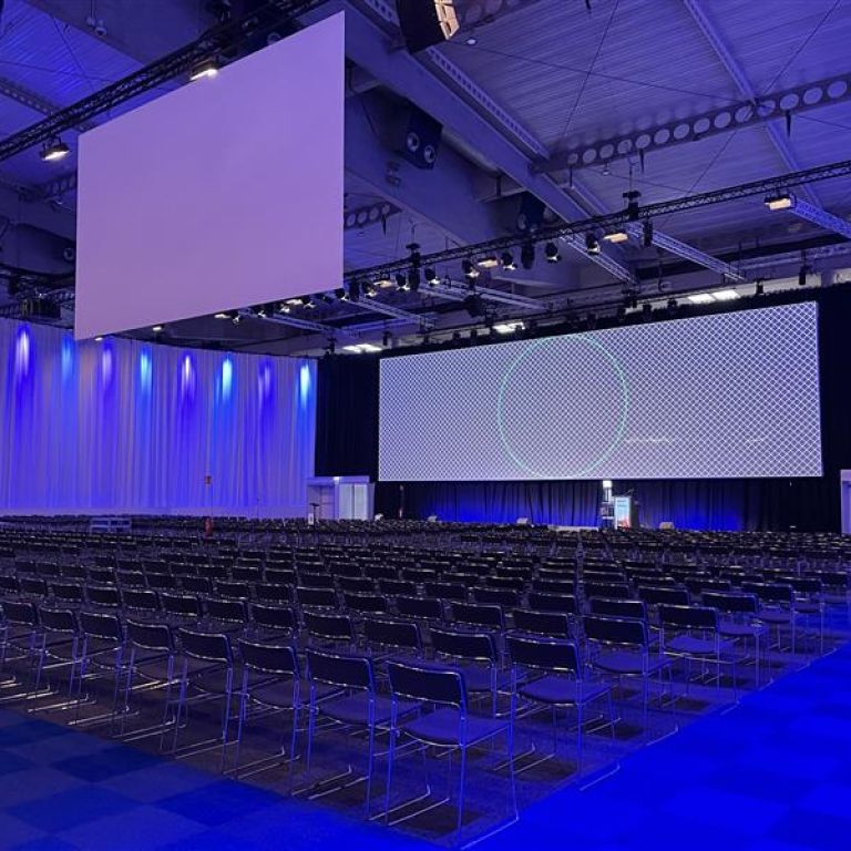 Planning A 300+ Delegate Conference: What Internal Teams Need To Know